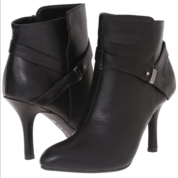 Black Leather Pointy Toe Stiletto Heel Ankle Boots - Picture 5 of 8